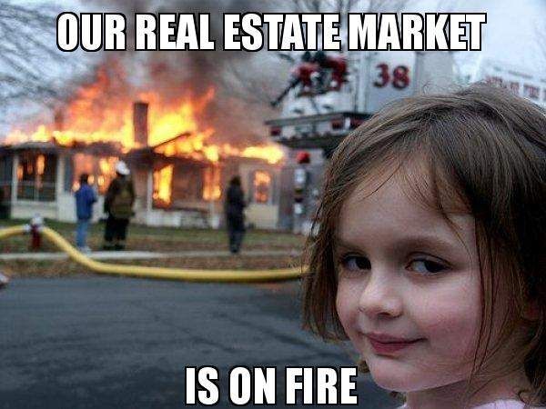 Meme niña incendio bienes raíces