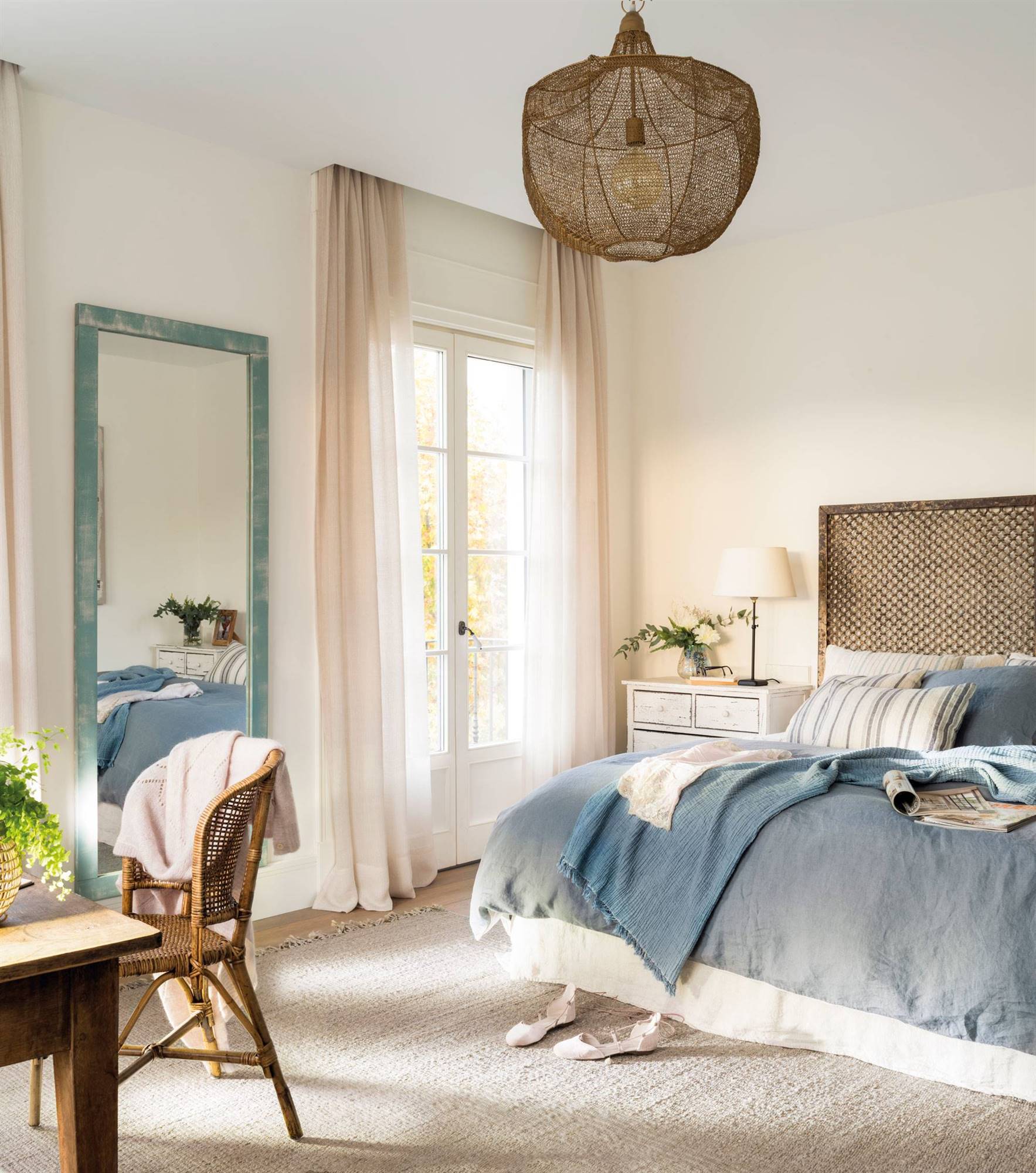 feng shui mirrors in bedrooms